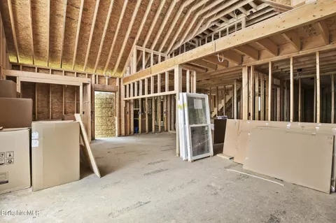 13 Haskell Rd, Peru, MA 01235 photo 8