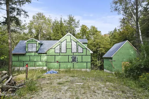 13 Haskell Rd, Peru, MA 01235 photo 1
