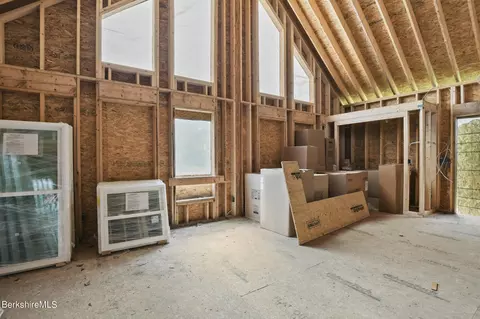 13 Haskell Rd, Peru, MA 01235 photo 5