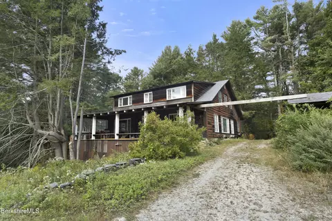 19 Mill Rd, Egremont, MA 01230