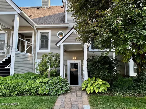 80 Taconic Ave #8, Great Barrington, MA 01230