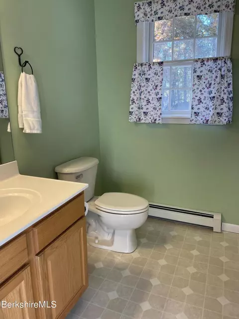 181 Main Rd, Great Barrington, MA 01230