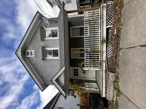59 Dewey Ave, Pittsfield, MA 01201