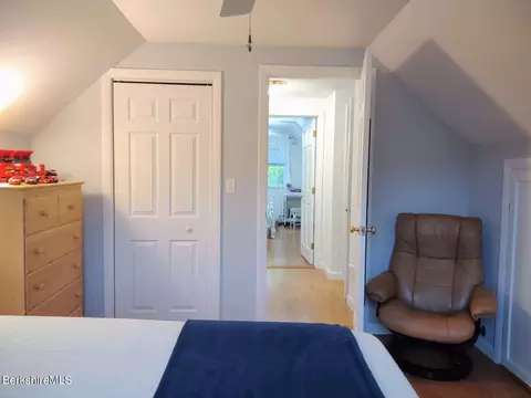 15 Joseph Ave, Lee, MA 01238 photo 33
