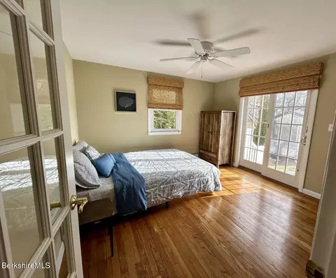 15 Joseph Ave, Lee, MA 01238 photo 22