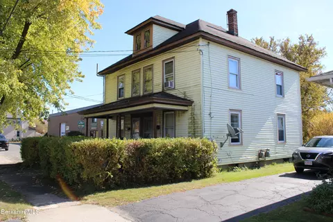 1244-1246 East St, Pittsfield, MA 01201