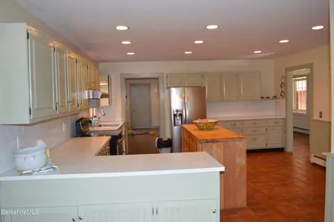 Kitchen - 141 Beech Tree Ln, Becket, MA 01223 photo 1 of 9