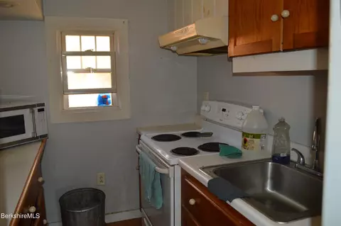 Kitchen - 141 Beech Tree Ln, Becket, MA 01223 photo 5 of 9
