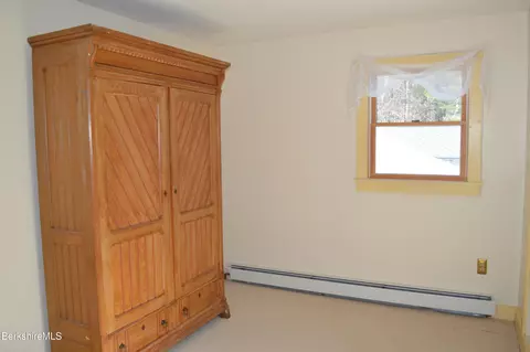 Bedroom - 141 Beech Tree Ln, Becket, MA 01223 photo 9 of 10