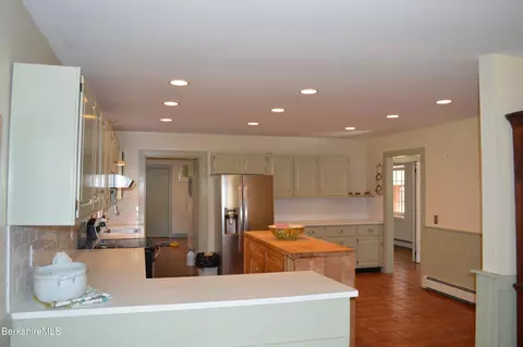 Kitchen - 141 Beech Tree Ln, Becket, MA 01223 photo 9 of 9