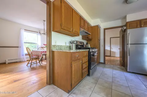 24 Pinecrest Dr, Lenox, MA 01240 photo 19