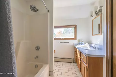 24 Pinecrest Dr, Lenox, MA 01240 photo 27