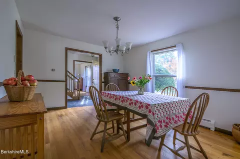 24 Pinecrest Dr, Lenox, MA 01240 photo 11