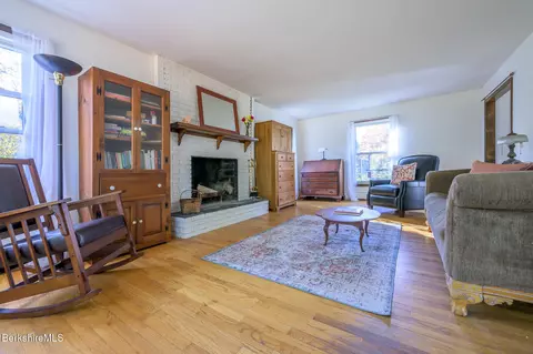 24 Pinecrest Dr, Lenox, MA 01240 photo 6