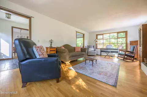 24 Pinecrest Dr, Lenox, MA 01240 photo 5