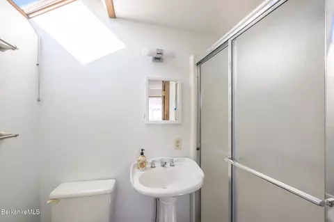 24 Pinecrest Dr, Lenox, MA 01240 photo 30