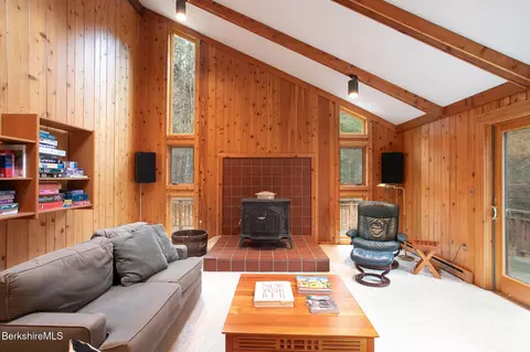 381 Deer Run, Sandisfield, MA 01255