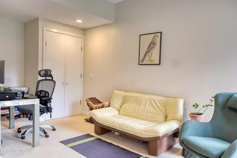 300 Syndicate Rd, Williamstown, MA 01267 photo 29