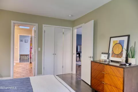 300 Syndicate Rd, Williamstown, MA 01267 photo 21