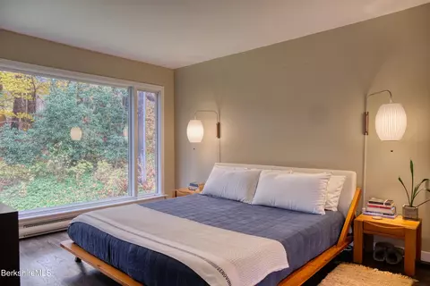 300 Syndicate Rd, Williamstown, MA 01267 photo 19