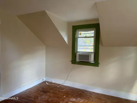 494 River Rd, Deerfield, MA 01342 photo 9