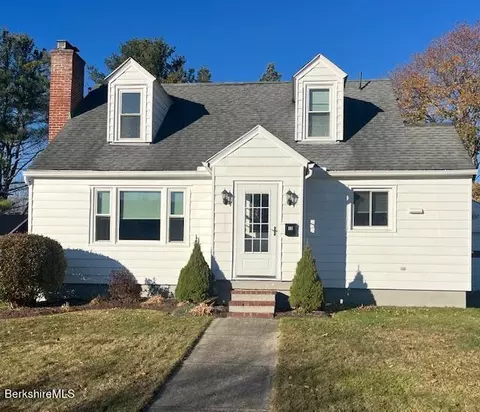 101 Cromwell Ave, Pittsfield, MA 01201