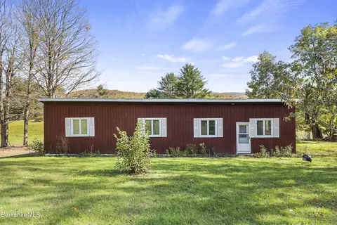 742 Moore Hill Rd, Stephentown, NY 12168