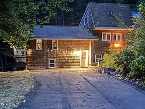 48 Call Rd, Colrain, MA 01340