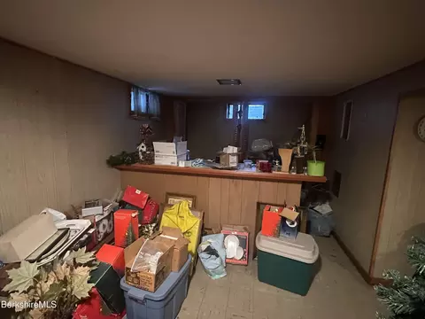 320 Pleasant St, Lee, MA 01238 photo 16