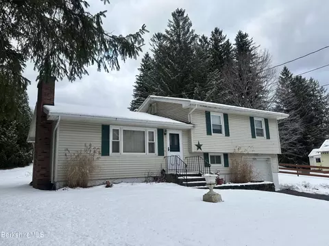 320 Pleasant St, Lee, MA 01238 photo 2