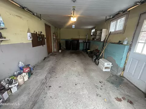 320 Pleasant St, Lee, MA 01238 photo 6