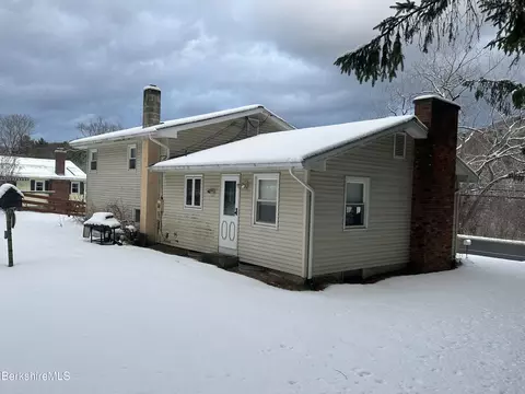 320 Pleasant St, Lee, MA 01238 photo 3