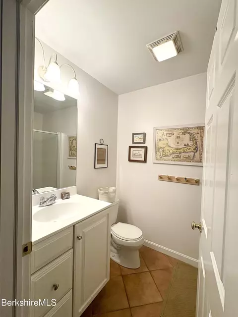 9521 Mountainside Dr, Hancock, MA 01237 photo 33