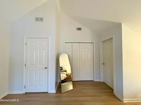 9521 Mountainside Dr, Hancock, MA 01237 photo 28