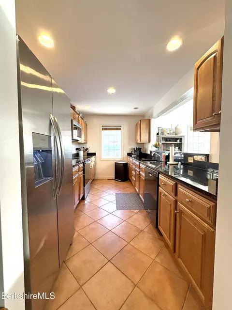 9521 Mountainside Dr, Hancock, MA 01237 photo 10