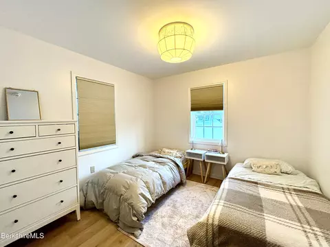 9521 Mountainside Dr, Hancock, MA 01237 photo 20