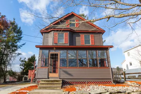 19 Summit Ave, Pittsfield, MA 01201