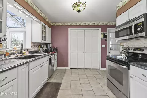 Kitchen - 236 Devonshire Dr, Cheshire, MA 01225 photo 3 of 5