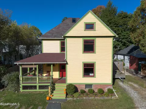 53 River St, Great Barrington, MA 01230