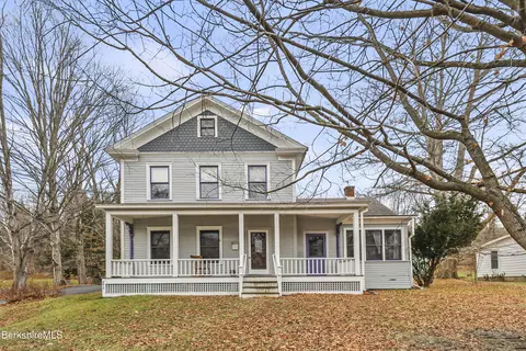 772 N Hoosac Rd, Williamstown, MA 01267