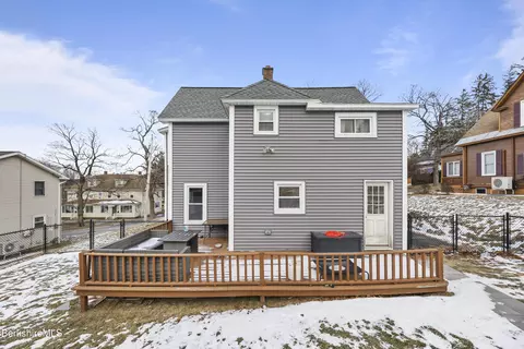 46 Fuller St, Lee, MA 01238 photo 24
