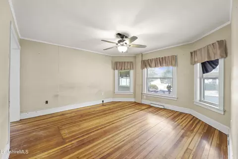 46 Fuller St, Lee, MA 01238 photo 4