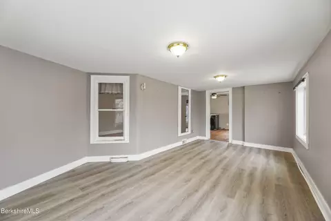 46 Fuller St, Lee, MA 01238 photo 15