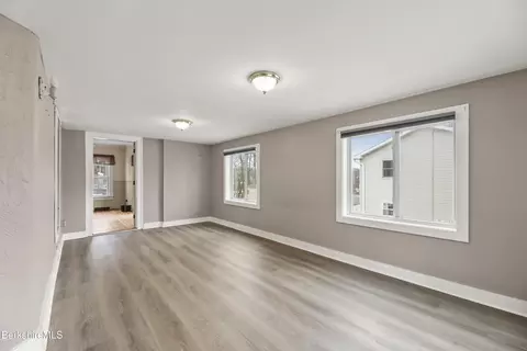 46 Fuller St, Lee, MA 01238 photo 16