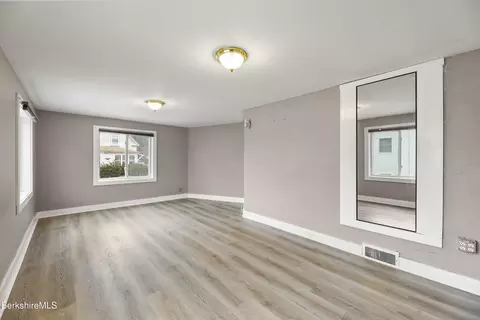 46 Fuller St, Lee, MA 01238 photo 14