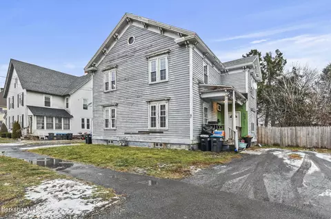 25-27 Elizabeth St, Pittsfield, MA 01201
