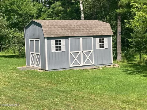 201 Loop Rd, Savoy, MA 01256 photo 5