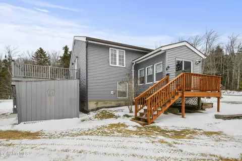 29 N Rd, Peru, MA 01235 photo 2