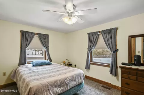 29 N Rd, Peru, MA 01235 photo 15
