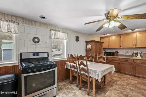 29 N Rd, Peru, MA 01235 photo 13